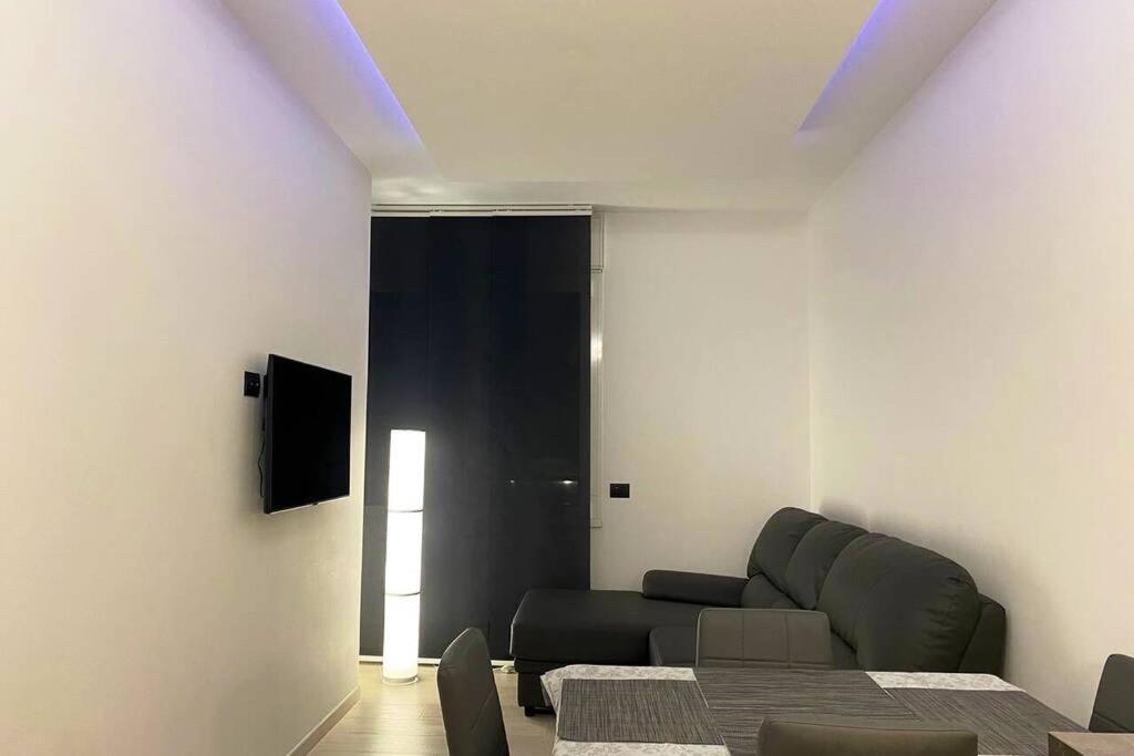 Attico Milano-Bicocca Apartment Luaran gambar