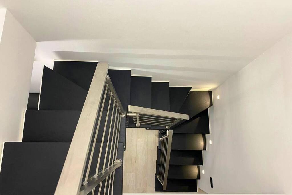 Attico Milano-Bicocca Apartment Luaran gambar